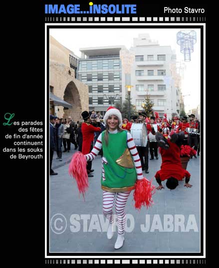photo stavro - Les parades des ftes de fin d'anne continuent dans les souks de Beyrouth